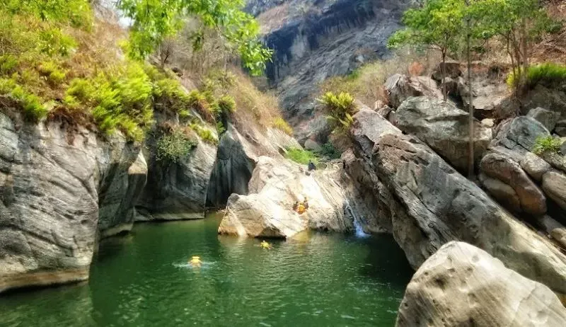 Sanghyang-Heuleut danau purba Bandung-barat