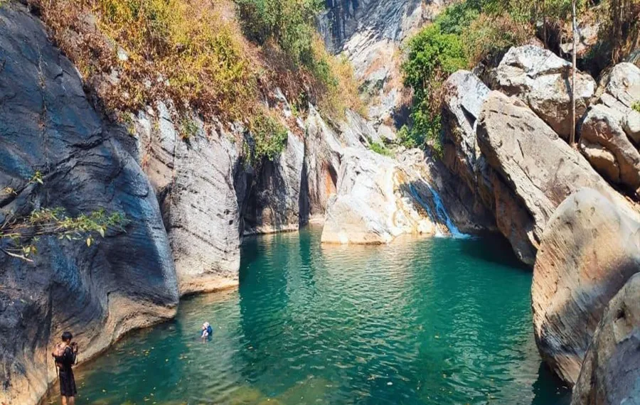 Sanghyang-Heuleut-Bandung-barat