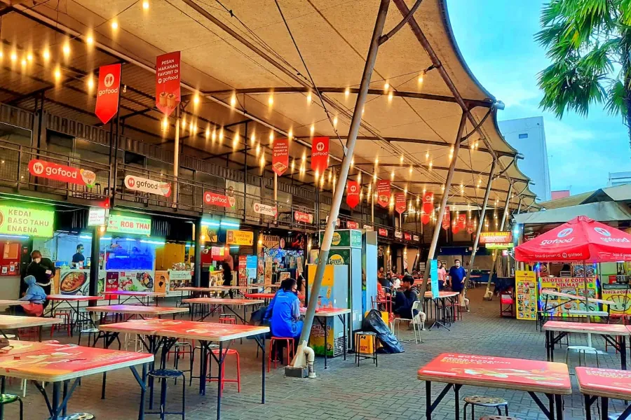 sudirman-street-food
