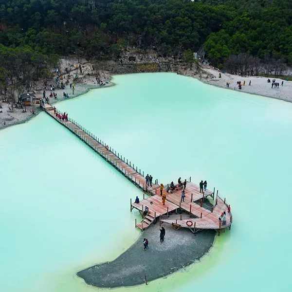 kawah-putih