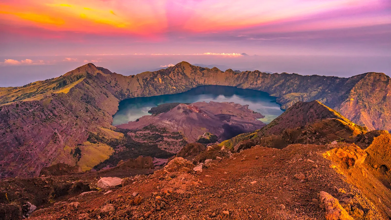 mount rinjani indonesia