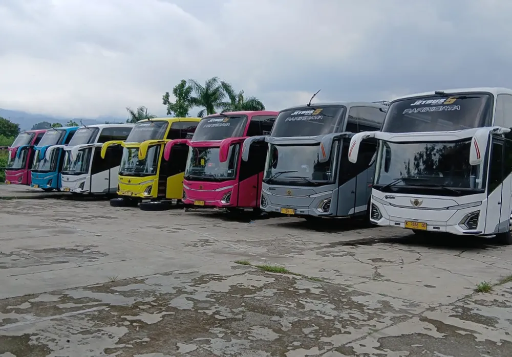 sewa mobil bus bandung